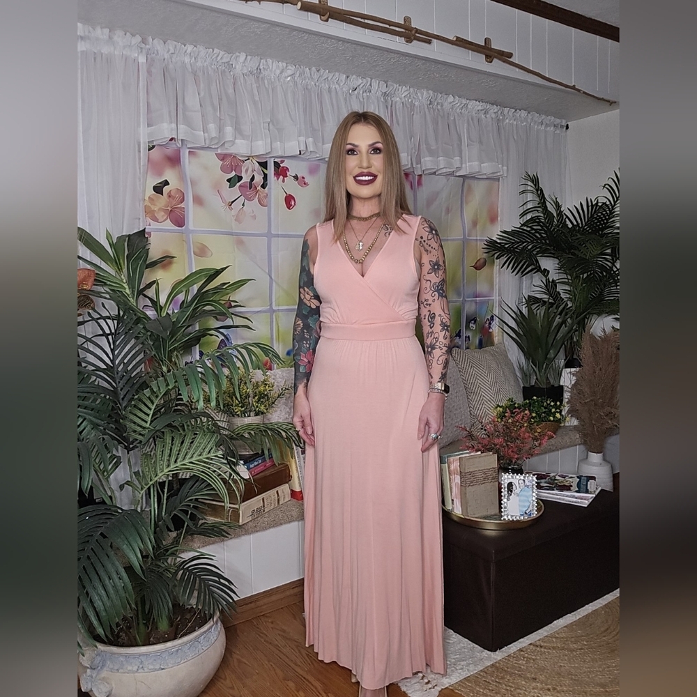 Peach Sleeveless Maxi Dress